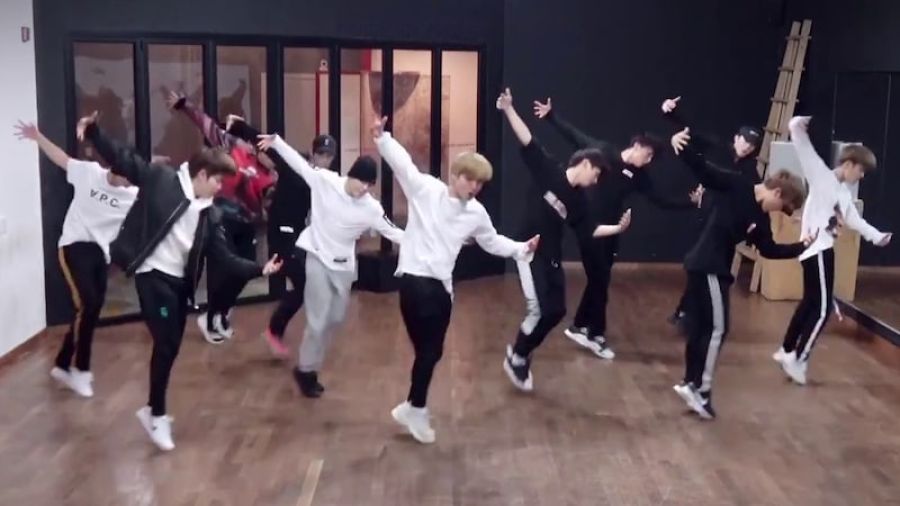 Wanna One impressionne avec la vidéo de la pratique de la danse pour 