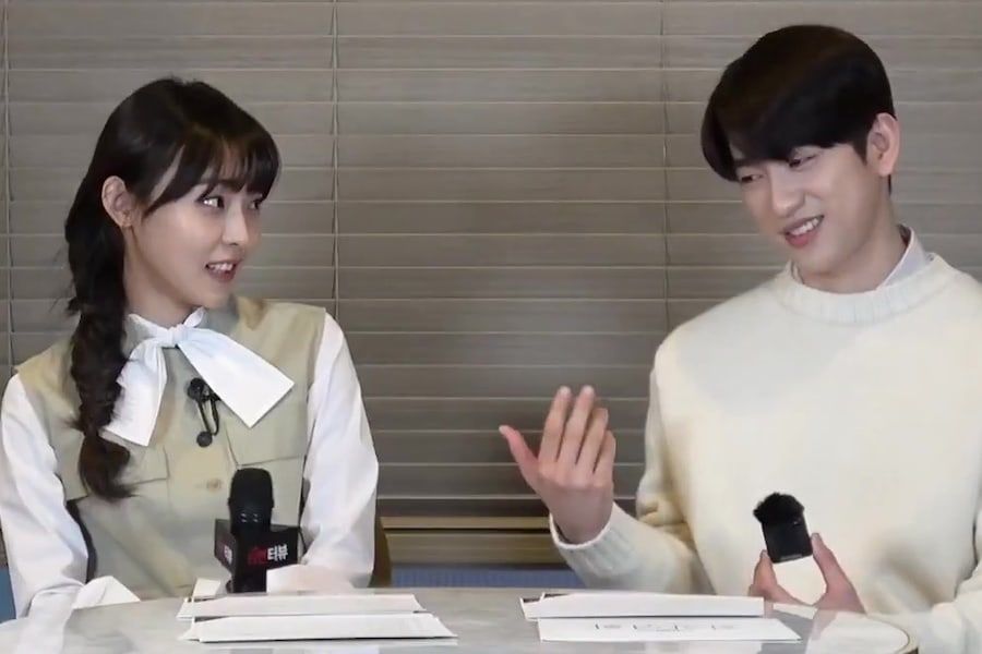 Jinyoung et Jeon So Nee de GOT7 montrent une belle chimie dans une interview pour 