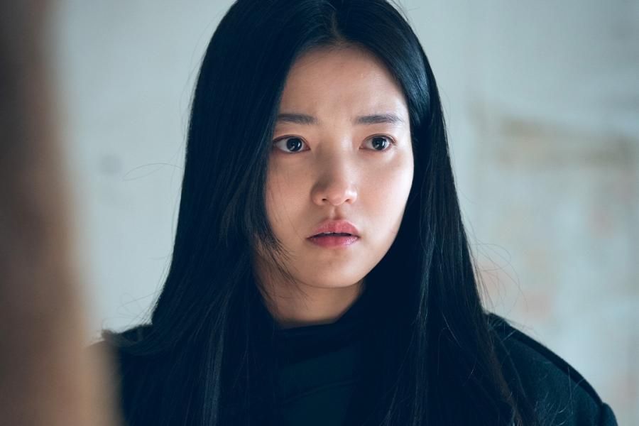 Kim Tae Ri est un étudiant ordinaire qui est possédé par un esprit dans le nouveau thriller 