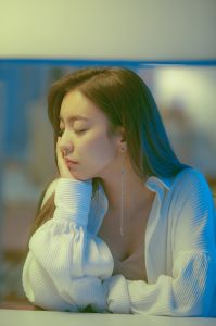 [Mise à jour] Lune de f (x) révèle plus de teasers pour "Night Reminiscin '"