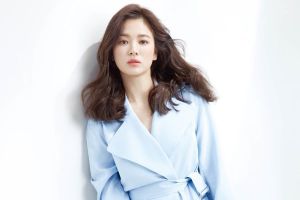 Song Hye Kyo exprime sa gratitude envers ses fans pour ses voeux d'anniversaire et ses cadeaux importants