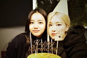 Girl's Day Hyeri partage de belles photos de la fête d'anniversaire Rosé de BLACKPINK