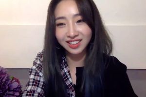 Minzy partage ce que cela fait de regarder la comédie musicale de Sandara Park, révèle ses plans pour de nouvelles musiques et remercie les fans