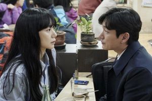 Bae Doona et Cho Seung Woo se retrouvent dans un restaurant pour la deuxième saison de «Forest Of Secrets»