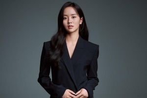Kim So Hyun est éblouissante dans les photos de profil de sa nouvelle agence