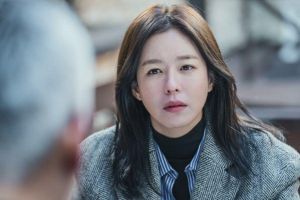 Kyung Soo Jin se transforme en réalisateur au passé mystérieux dans le prochain drame «Mouse»