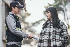 Lee Seung Gi et Park Ju Hyun avancent une relation inattendue dans le prochain drame «Mouse»