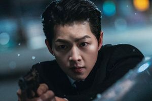 Song Joong Ki se lance dans sa quête de vengeance dans «Vincenzo»