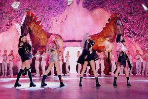 "How You Like That" de BLACKPINK est leur 5e MV et vidéo de groupe de filles coréen le plus rapide à atteindre 900 millions de vues
