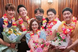 « Hospital Playlist » PD Shin Won Ho partage ses réflexions sur chaque ligne d'amour, le potentiel pour une troisième saison et plus encore