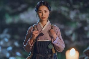 Kim Hye Yoon se lance dans le monde avec un cœur déterminé dans "Secret Royal Inspector & Joy"
