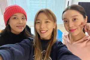 Hyerim partage des photos de réunion avec les membres de Wonder Girls Sunye et Yubin