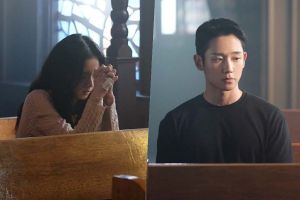 Jisoo de BLACKPINK prie désespérément pendant que Jung Hae In veille sur elle sur "Snowdrop"