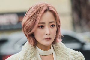 Kim Hee Sun parle de jouer une faucheuse froide dans le prochain drame fantastique "Tomorrow"
