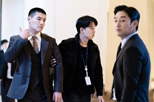 Kang Ha Neul ne riposte pas lorsque la police l'arrête dans "Insider"