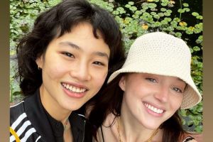 La star de "Bridgerton" Phoebe Dynevor passe du temps avec Jung Ho Yeon à Séoul