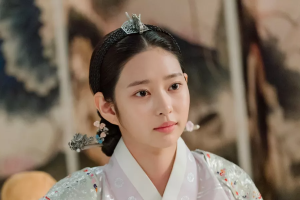 Kim Min Ju d'IZ * ONE se transforme en princesse héritière dans "The Forbidden Marriage"