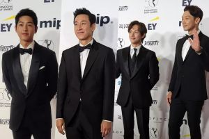 Song Joong Ki, Lee Sun Gyun, Im Siwan et Rain foulent le tapis rouge à la 50e édition des Emmy Awards internationaux