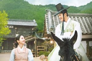 Woo Do Hwan et Bona de WJSN découvrent la chaleur et l'amour dans les regards de l'autre dans le drame historique à venir