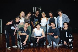 Jungkook de BTS montre ses mouvements dans une vidéo de pratique de danse « 3D » avec les danseurs de Jam Republic