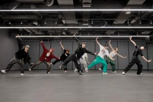 NCT 127 surprend avec sa synchronisation dans la vidéo de pratique de danse pour « Fact Check »