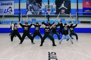 ATEEZ donne tout dans une vidéo spectaculaire de pratique de danse pour « Crazy Form »