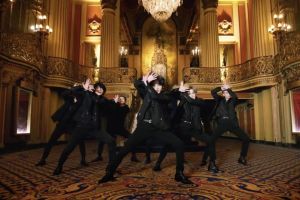 "Black Swan" de BTS devient leur 17ème MV à atteindre 500 millions de vues